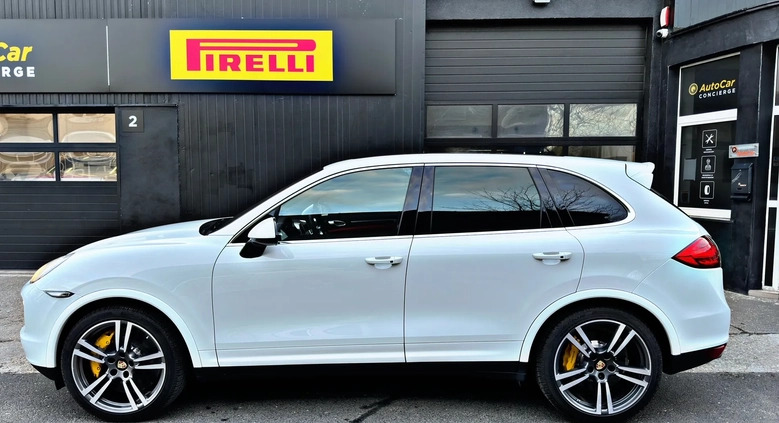 Porsche Cayenne cena 160000 przebieg: 173108, rok produkcji 2013 z Żelechów małe 172